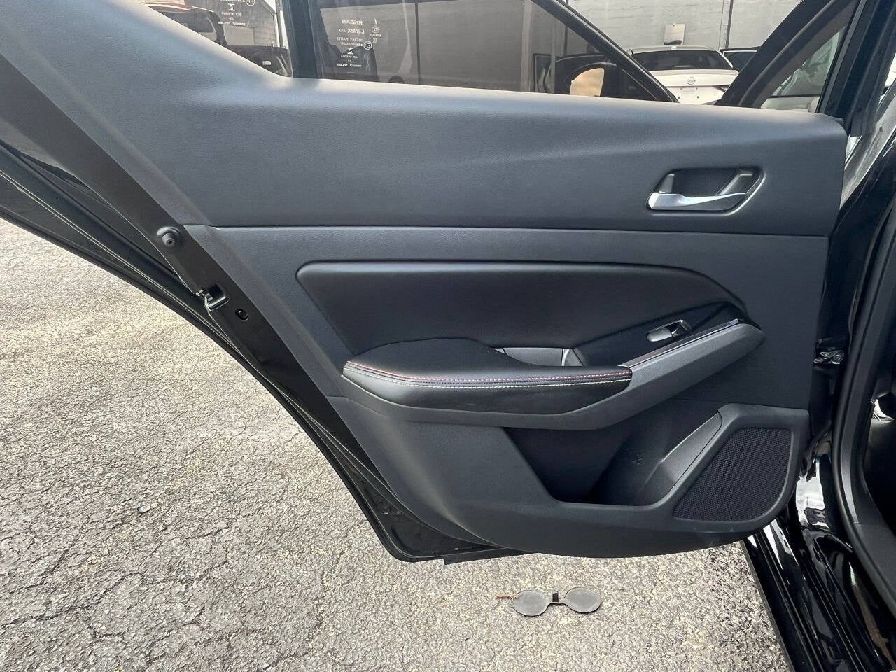 Vehicle image 24 of 38