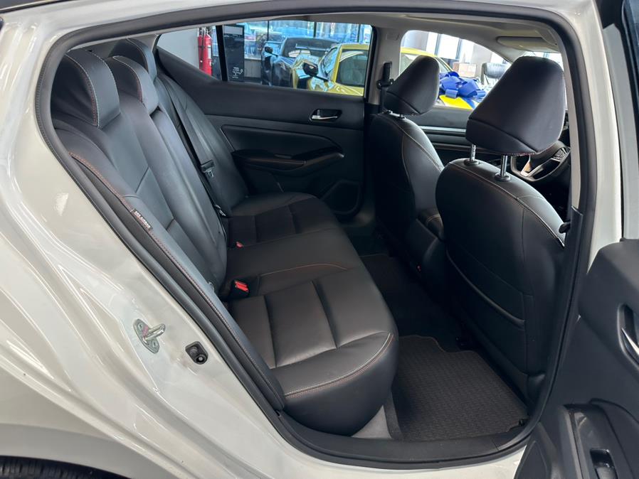 2023 Nissan Altima 2.5 SR Image 22 of 69