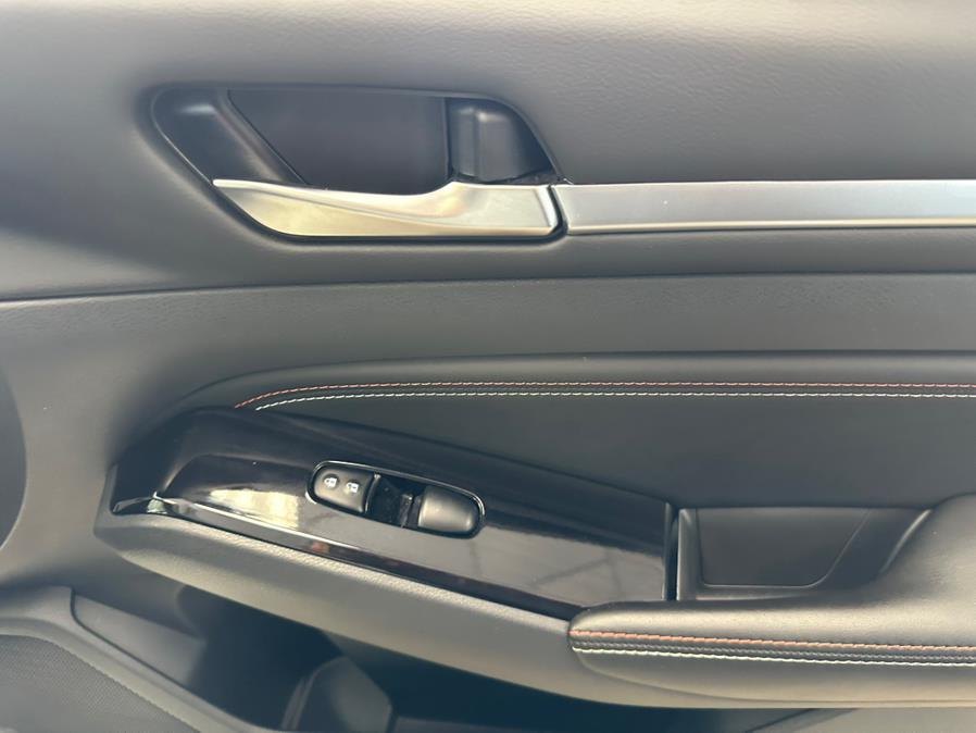 2023 Nissan Altima 2.5 SR Image 57 of 69