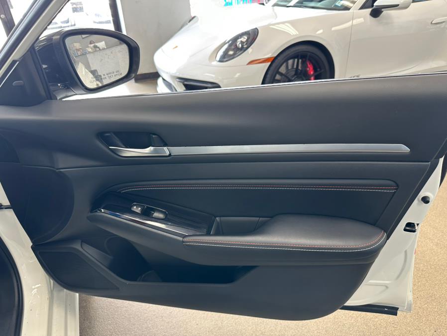 2023 Nissan Altima 2.5 SR Image 59 of 69