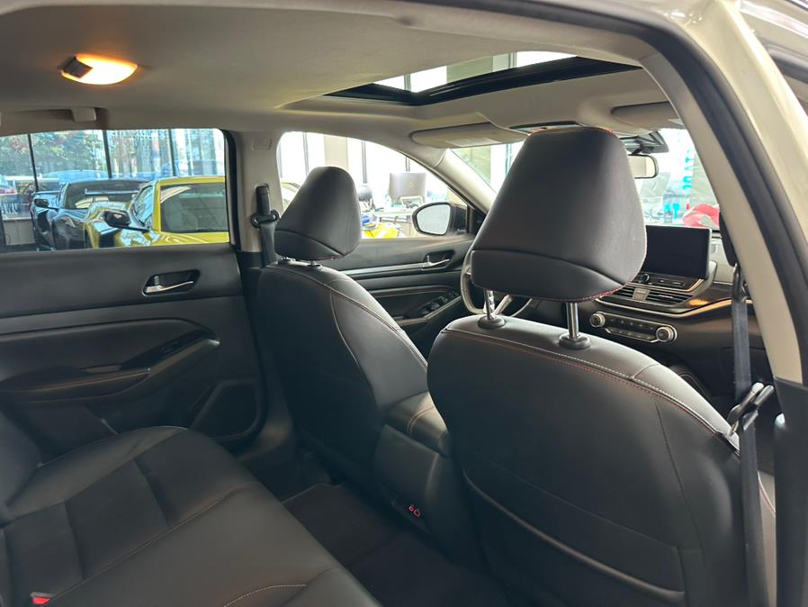 2023 Nissan Altima 2.5 SR Image 19 of 69