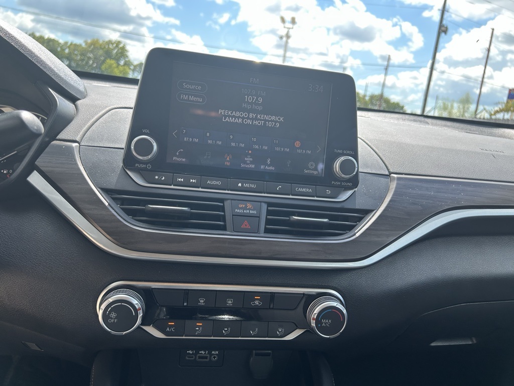 2023 Nissan Altima 2.5 SV Image 15 of 20