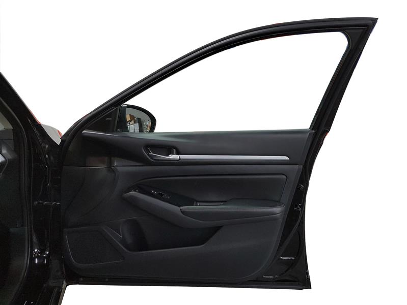 2023 Nissan Altima 2.5 SV Image 21 of 23