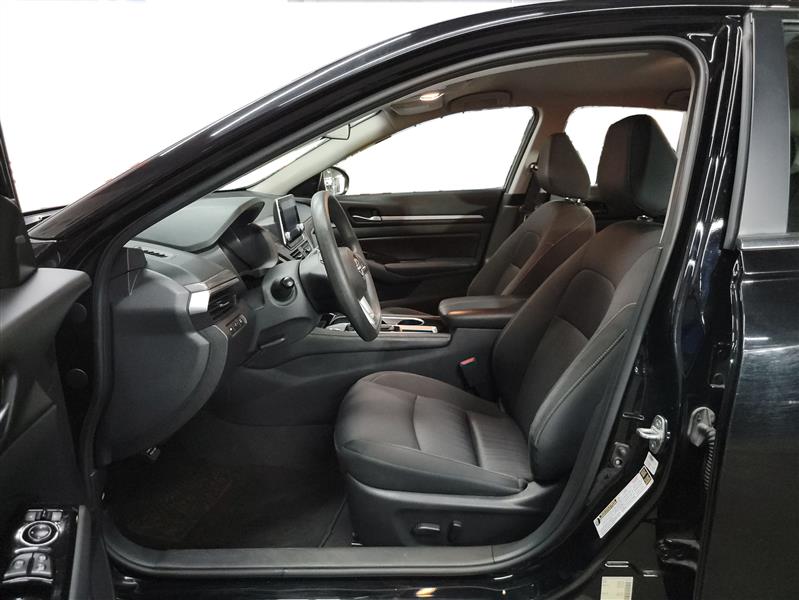 2023 Nissan Altima 2.5 SV Image 13 of 23