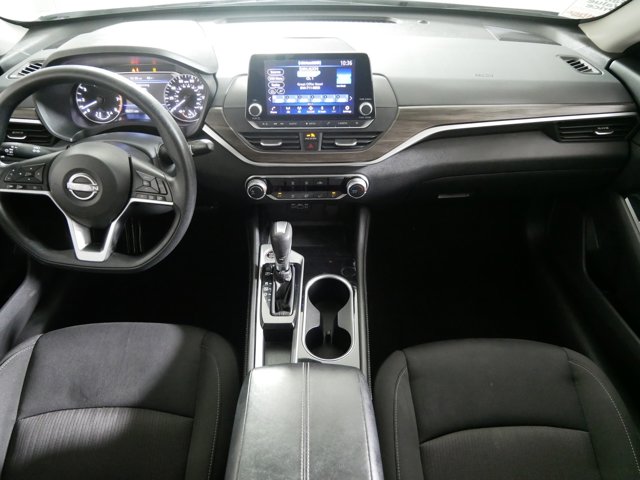 2023 Nissan Altima 2.5 SV Image 14 of 34