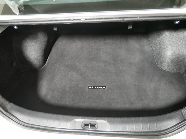 2023 Nissan Altima 2.5 SV Image 10 of 34