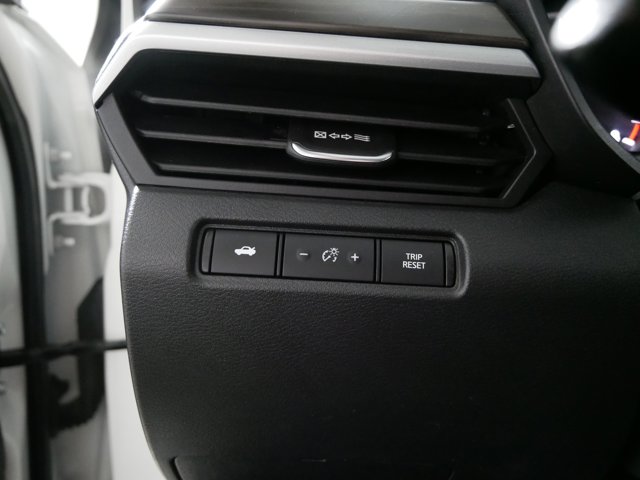 2023 Nissan Altima 2.5 SV Image 25 of 34