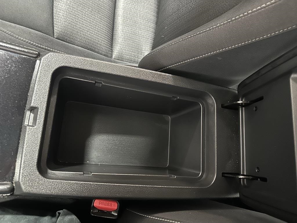 Vehicle image 22 of 37