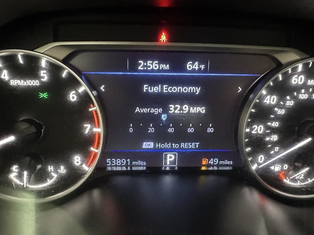 Vehicle image 14 of 37