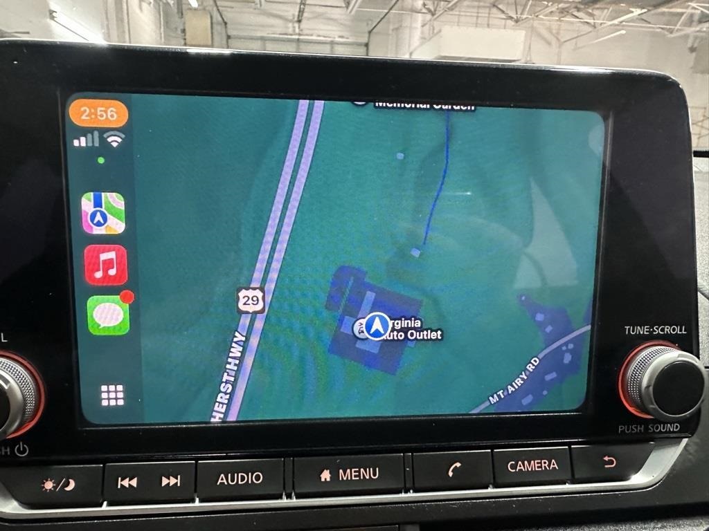Vehicle image 17 of 37