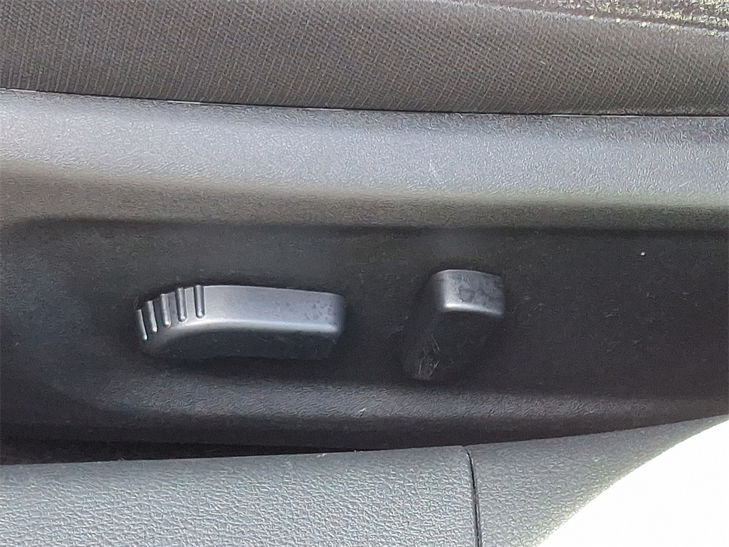 2023 Nissan Altima 2.5 SV Image 20 of 32