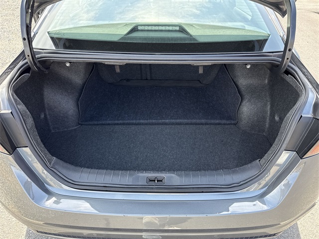2023 Nissan Altima 2.5 SV Image 12 of 24
