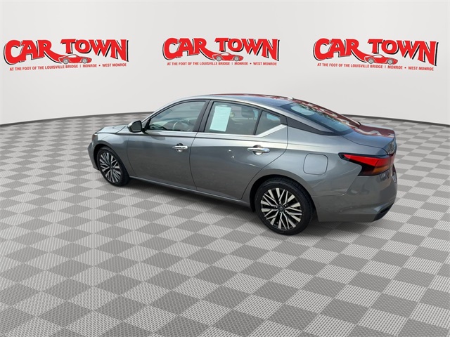 2023 Nissan Altima 2.5 SV Image 7 of 24