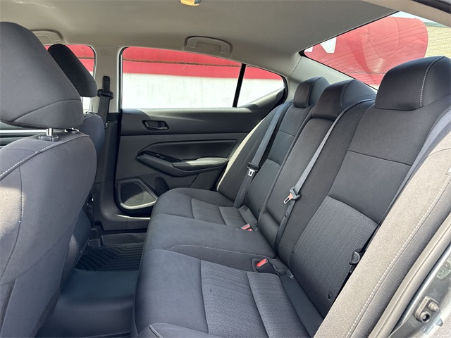 2023 Nissan Altima 2.5 SV Image 14 of 24
