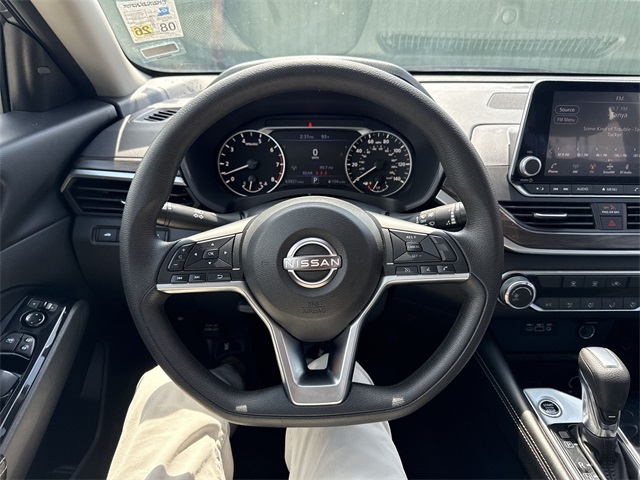 2023 Nissan Altima 2.5 SV Image 16 of 24