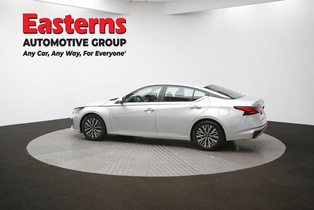 2023 Nissan Altima 2.5 SV Image 29 of 64
