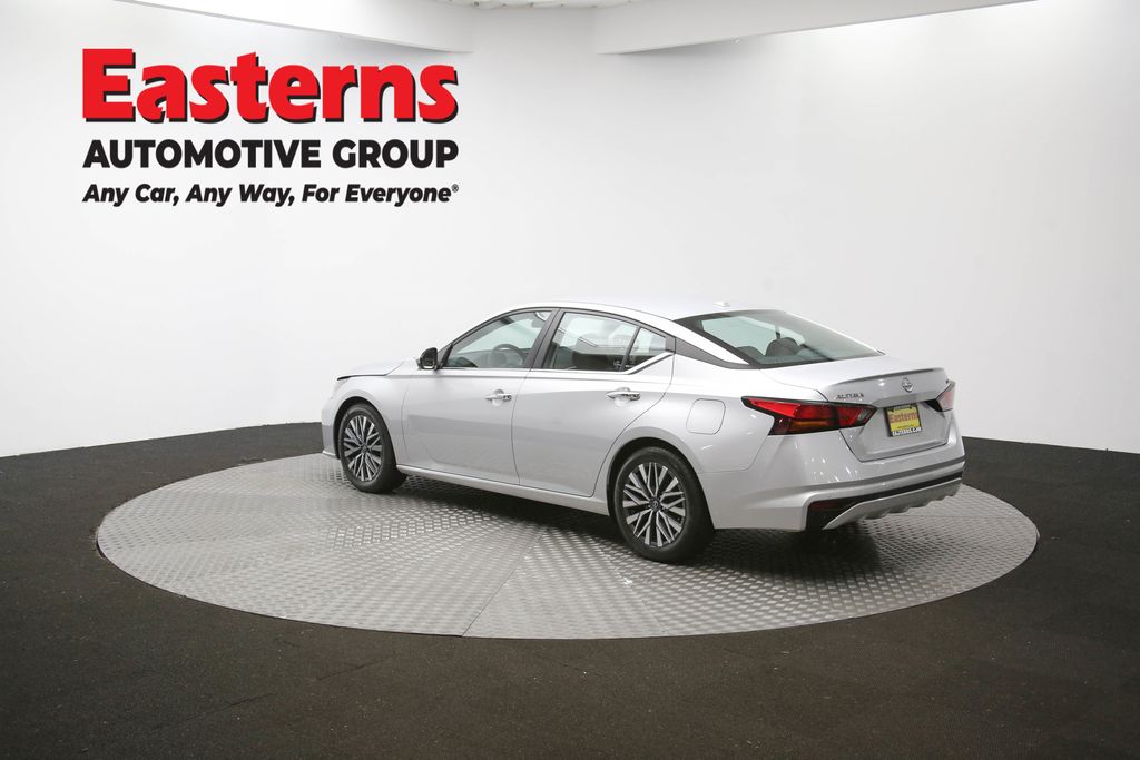 2023 Nissan Altima 2.5 SV Image 31 of 64