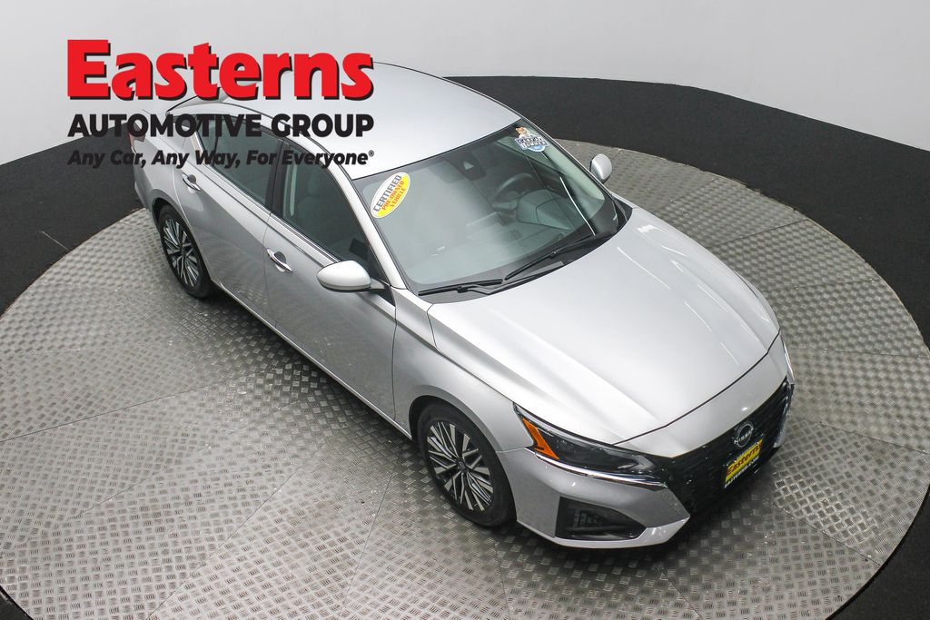 2023 Nissan Altima 2.5 SV Image 15 of 64