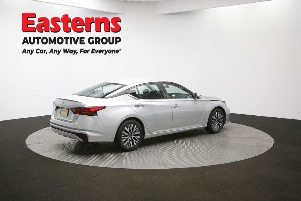 2023 Nissan Altima 2.5 SV Image 26 of 64