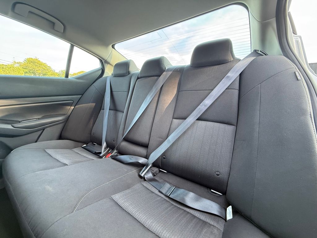 2023 Nissan Altima 2.5 SV Image 14 of 35