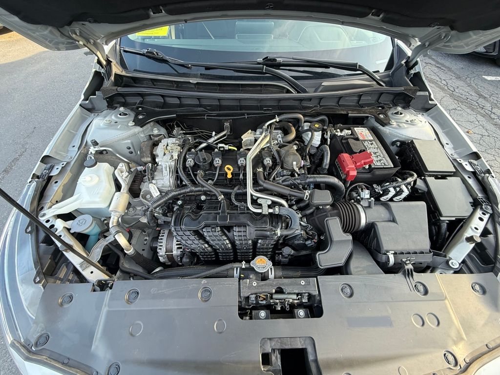 2023 Nissan Altima 2.5 SV Image 8 of 35