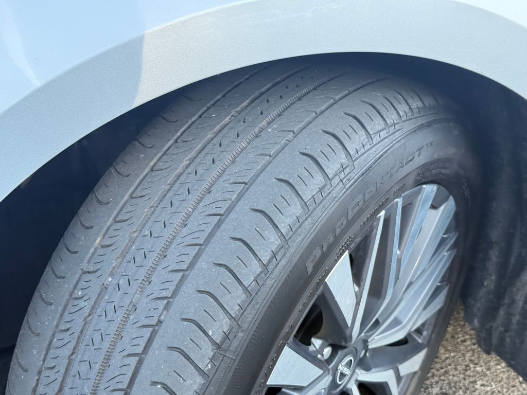 2023 Nissan Altima 2.5 SV Image 10 of 35