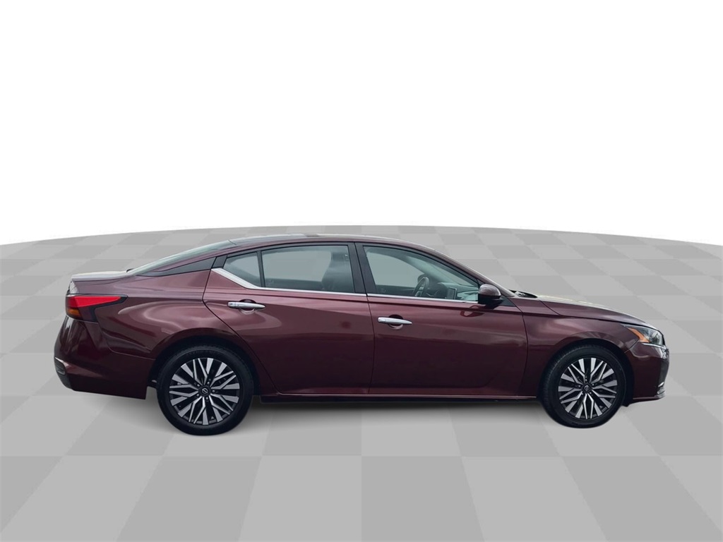 Vehicle image 5 of 30