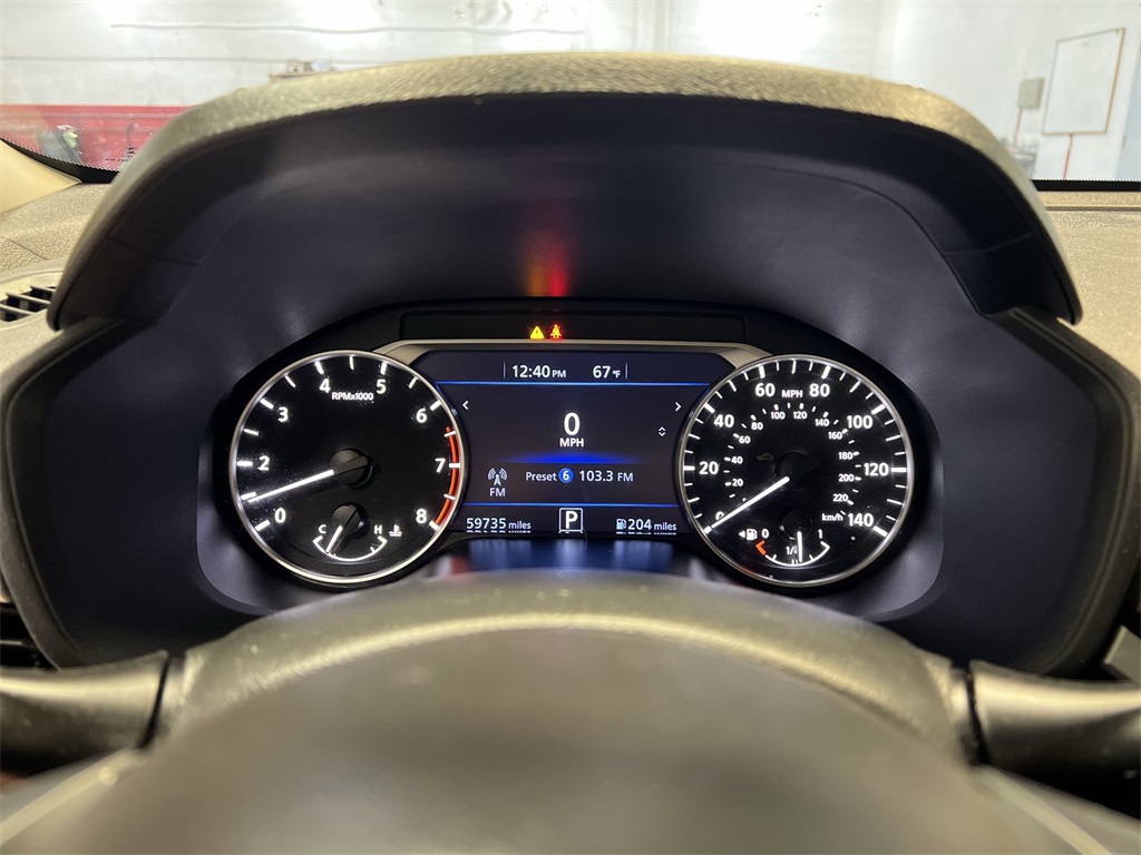Vehicle image 12 of 30