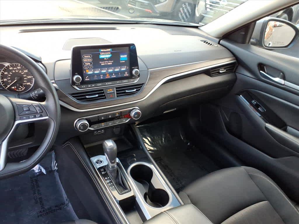 2023 Nissan Altima 2.5 SV Image 14 of 25
