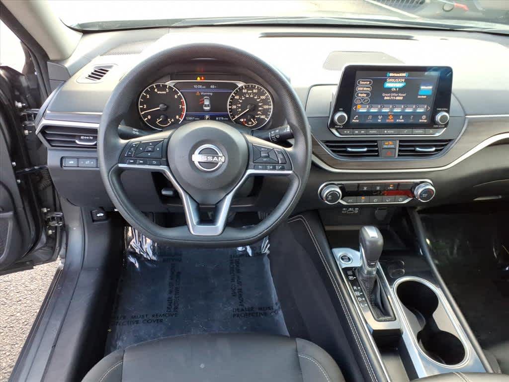 2023 Nissan Altima 2.5 SV Image 13 of 25