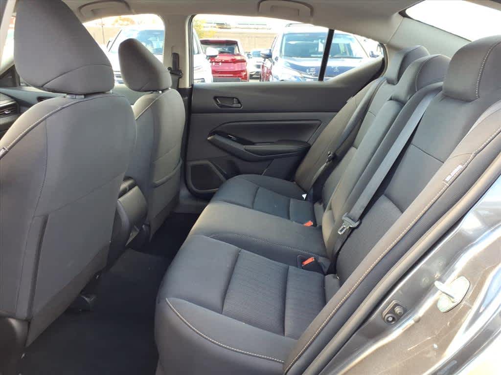 2023 Nissan Altima 2.5 SV Image 11 of 25