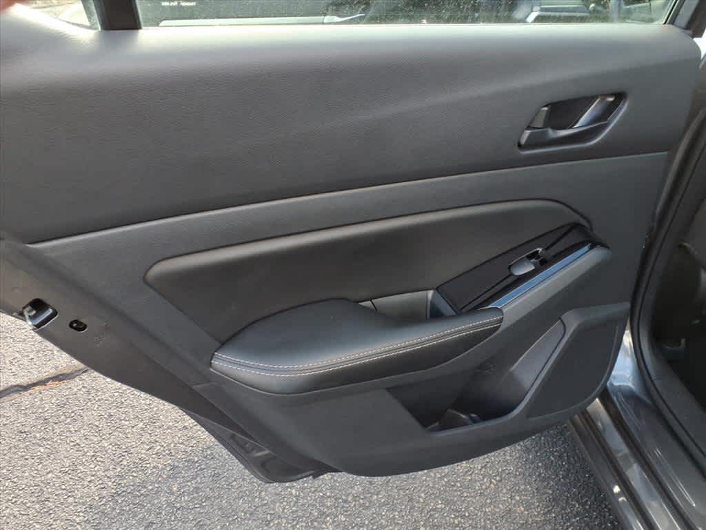 2023 Nissan Altima 2.5 SV Image 19 of 25