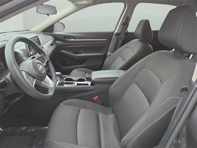 2023 Nissan Altima 2.5 SV Image 13 of 28