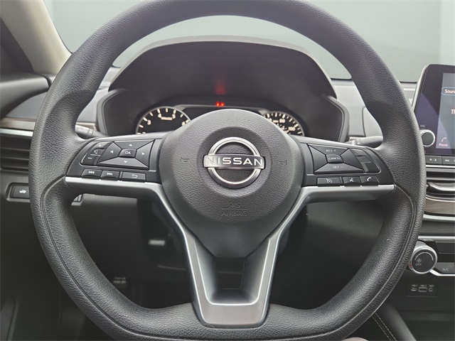 2023 Nissan Altima 2.5 SV Image 15 of 28