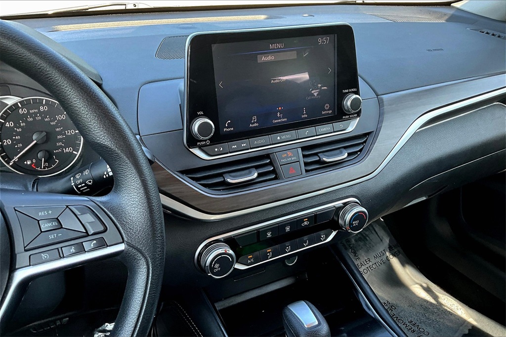 2023 Nissan Altima 2.5 SV Image 21 of 29