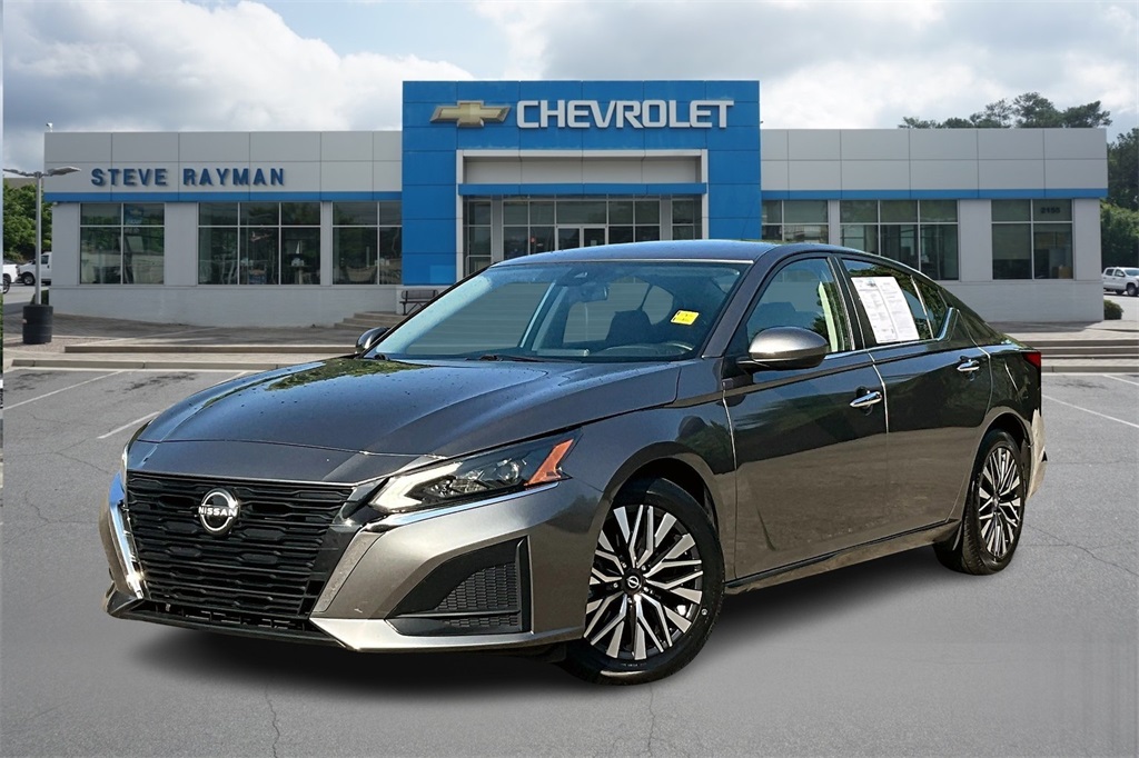 2023 Nissan Altima 2.5 SV Image 1 of 29