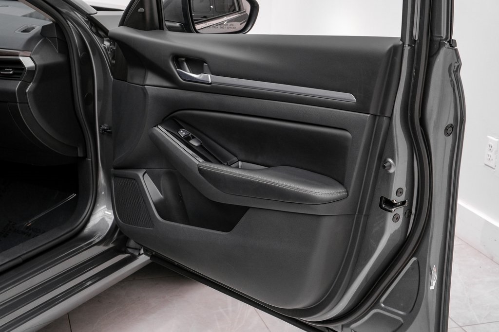 2023 Nissan Altima 2.5 SV Image 40 of 55