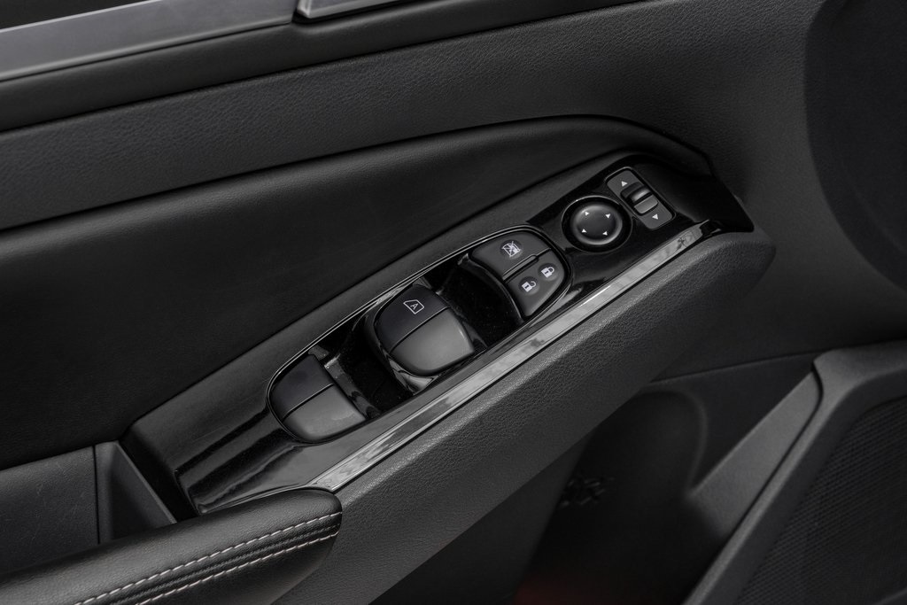 2023 Nissan Altima 2.5 SV Image 39 of 55