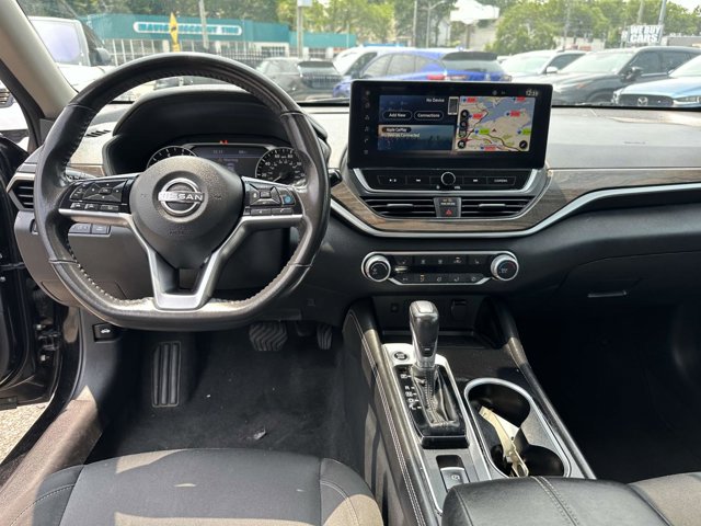 2023 Nissan Altima 2.5 SV Image 21 of 45