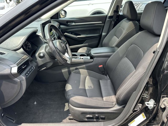 2023 Nissan Altima 2.5 SV Image 16 of 45