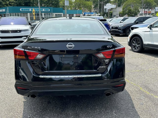 2023 Nissan Altima 2.5 SV Image 6 of 45