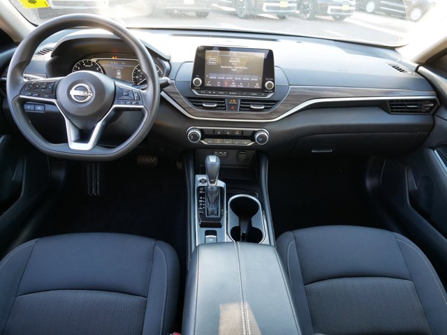 2023 Nissan Altima 2.5 SV Image 16 of 35