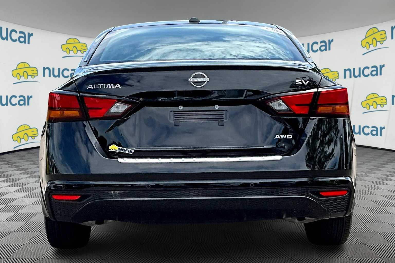 2023 Nissan Altima 2.5 SV Image 6 of 33