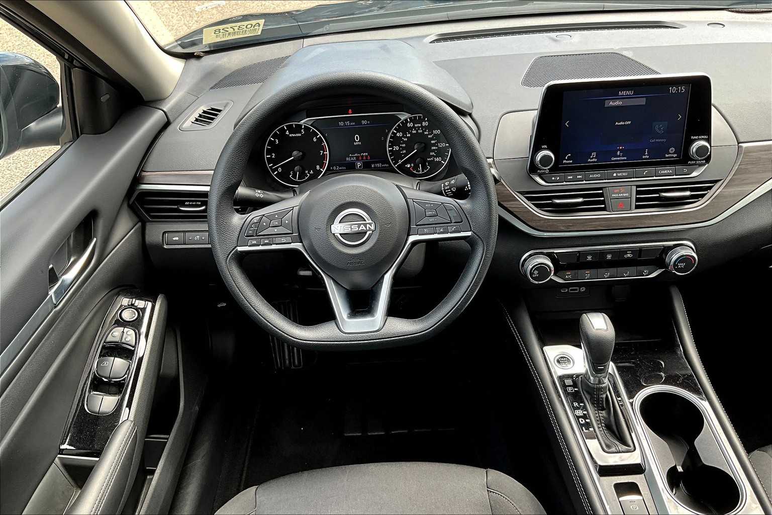 2023 Nissan Altima 2.5 SV Image 18 of 33