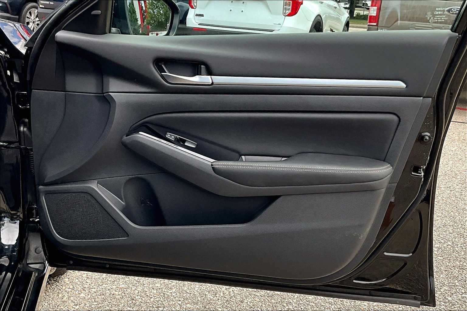 2023 Nissan Altima 2.5 SV Image 26 of 33