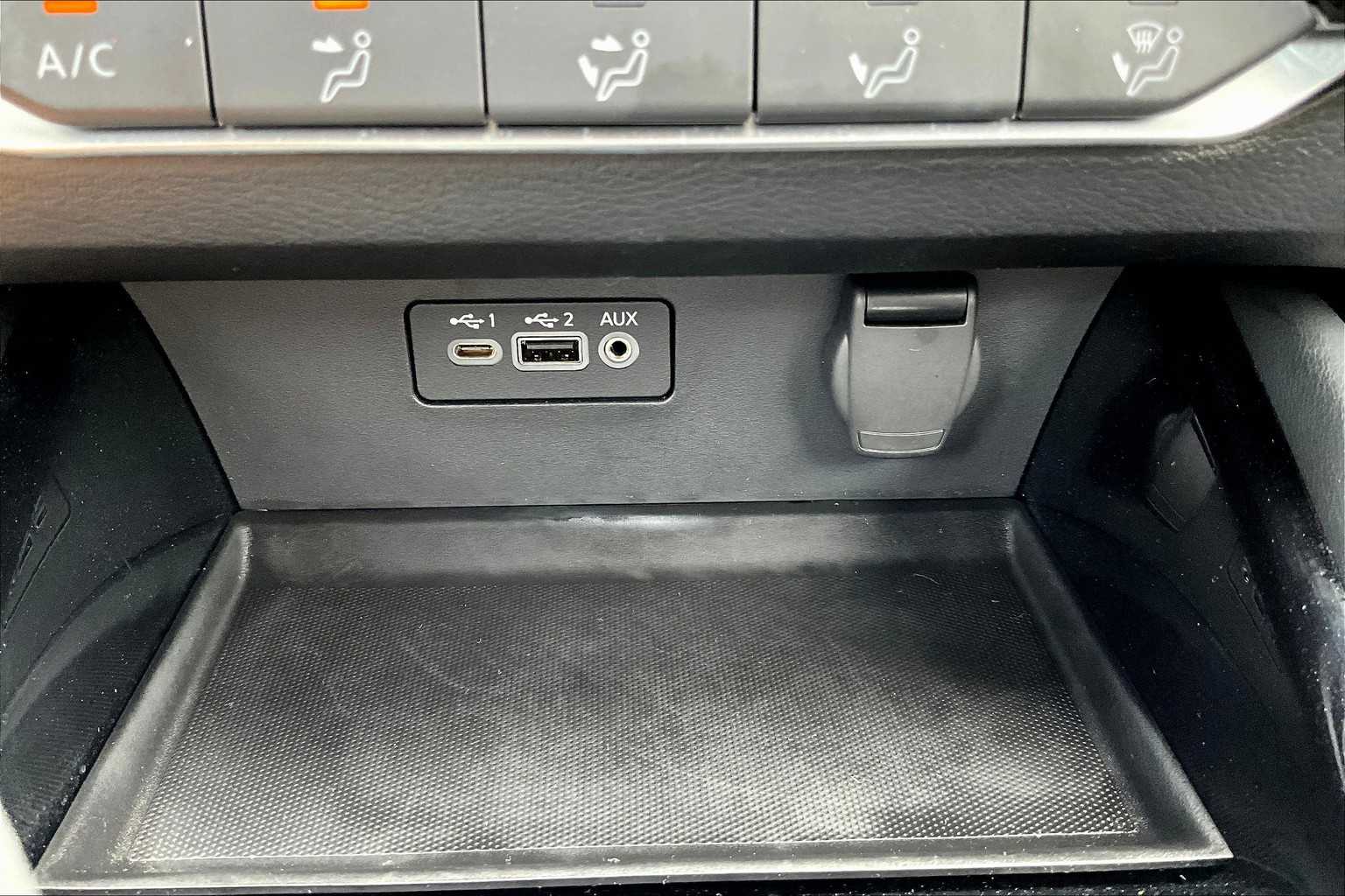 2023 Nissan Altima 2.5 SV Image 10 of 33