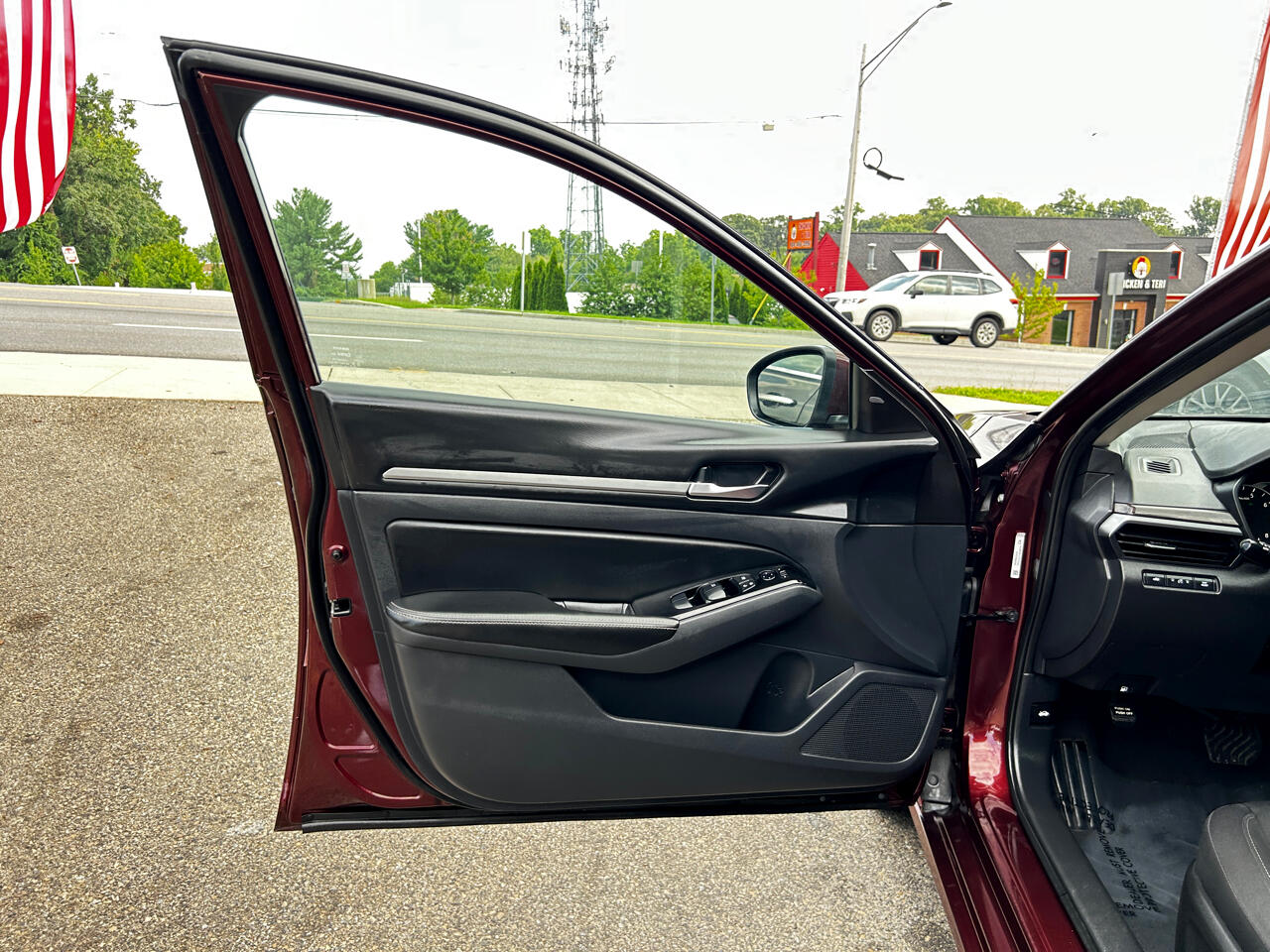 2023 Nissan Altima 2.5 SV Image 31 of 58