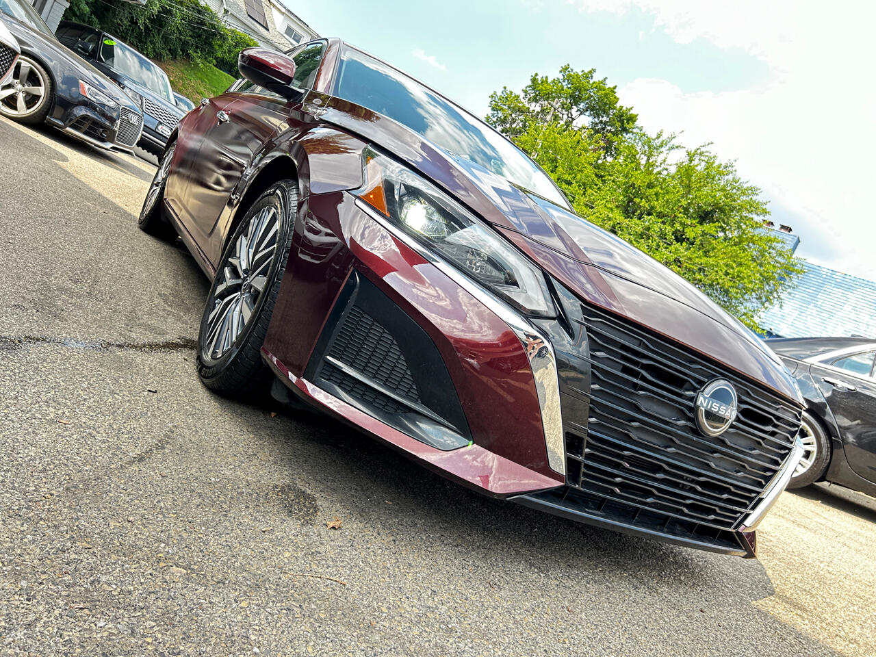 2023 Nissan Altima 2.5 SV Image 4 of 58