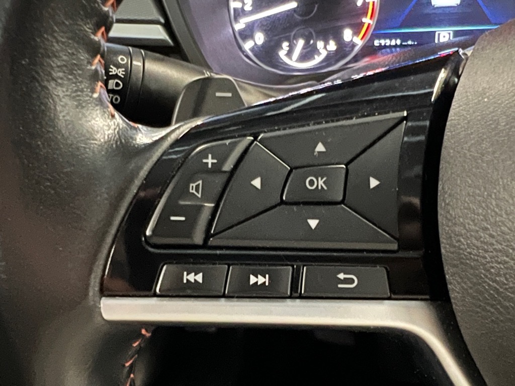 2023 Nissan Altima 2.5 SR Image 9 of 28