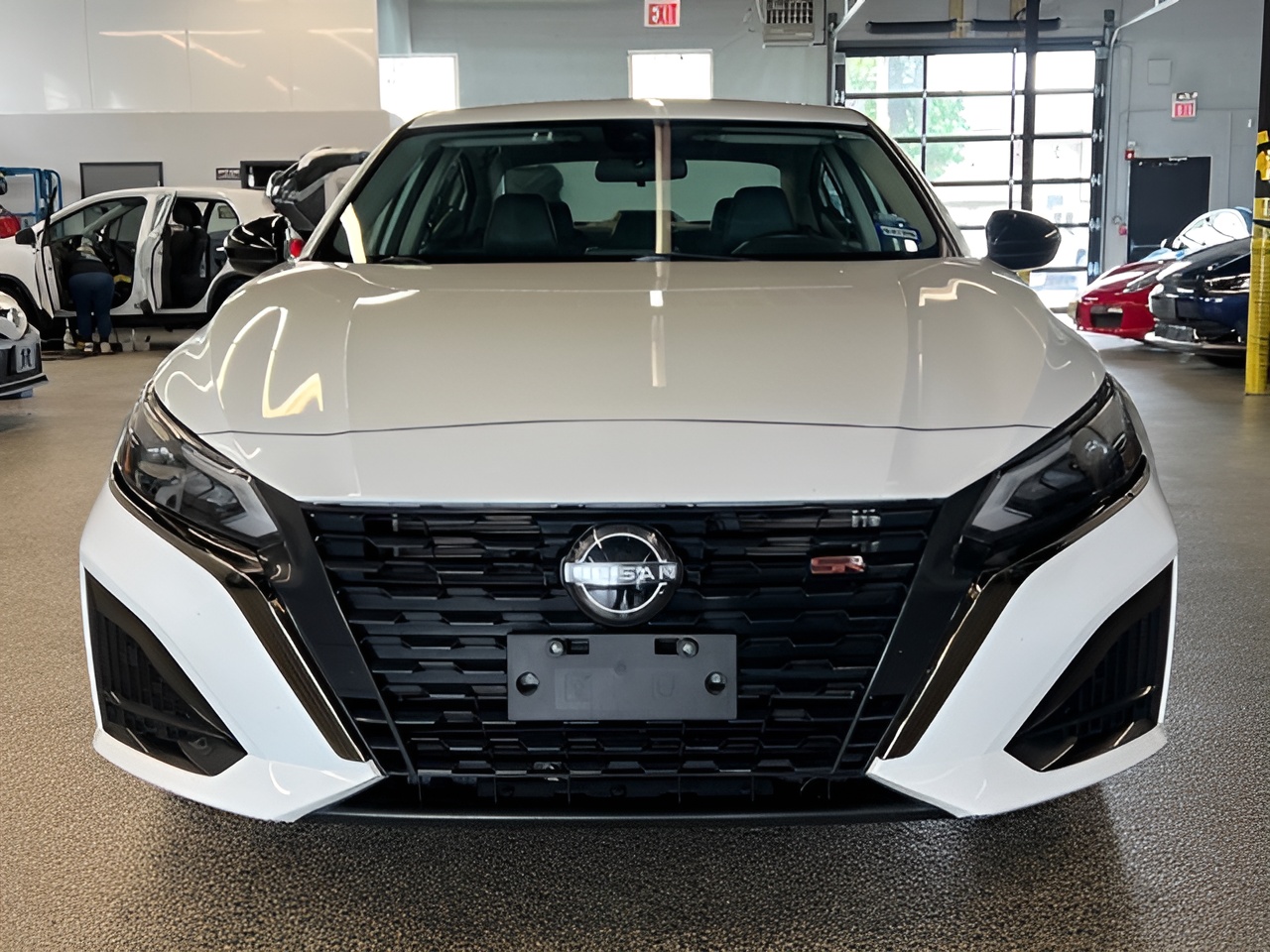 2023 Nissan Altima 2.5 SR Image 25 of 28
